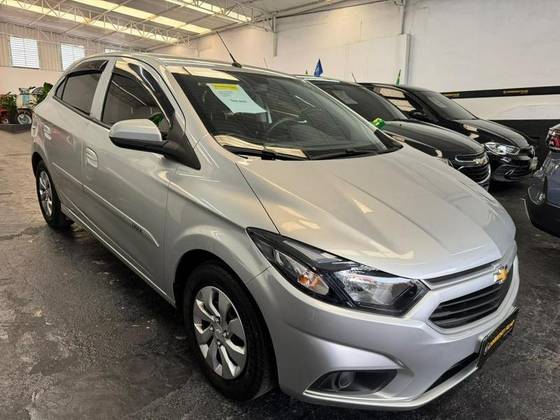 CHEVROLET ONIX 1.0 MPFI LT 8V FLEX 4P MANUAL